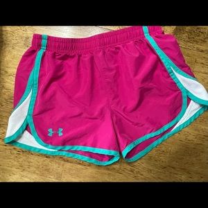 Youth large under armour shorts vguc